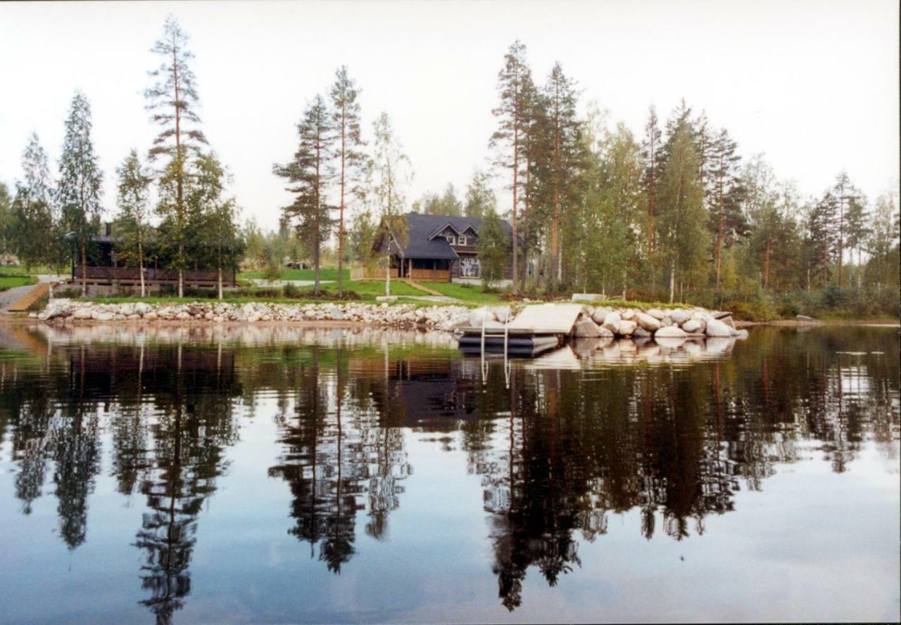 Revontuli Resort Glass Igloos Hankasalmi Buitenkant foto