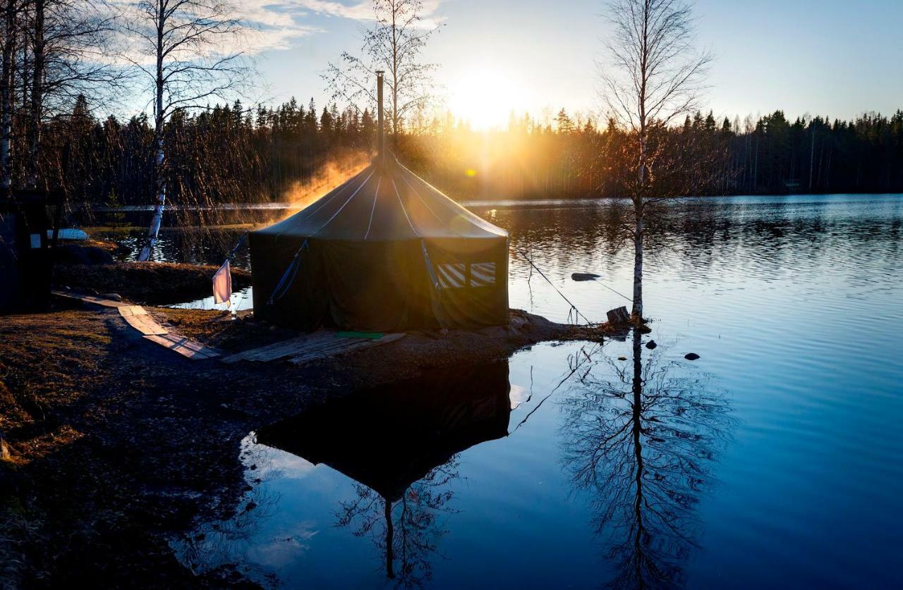 Revontuli Resort Glass Igloos Hankasalmi Buitenkant foto