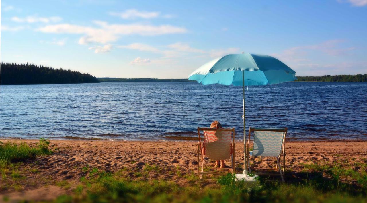 Revontuli Resort Glass Igloos Hankasalmi Buitenkant foto